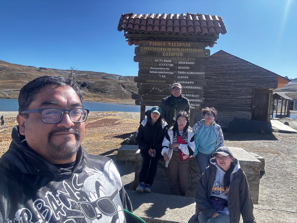 Participantes del campamento podcastero 2024